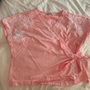 Beautiful color pink and white top